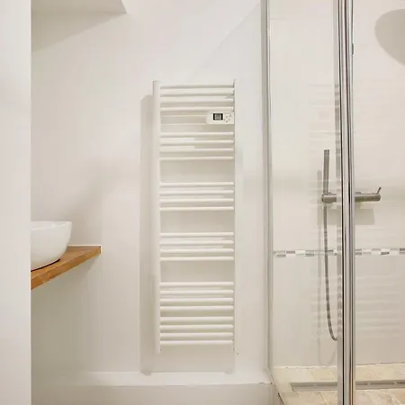Apartment Montgolfier