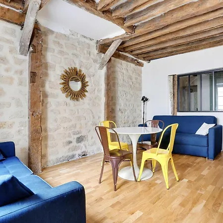Apartment Montgolfier