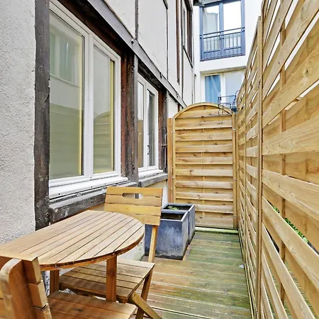 Montgolfier Apartment *
